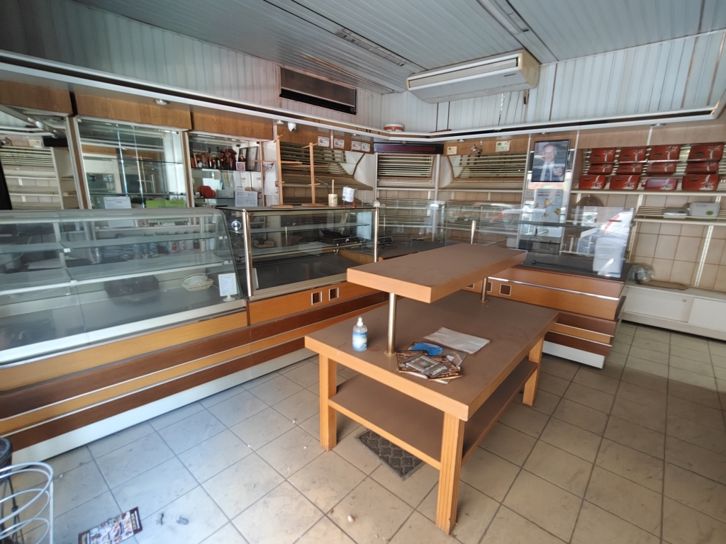 Πωλείται Κατάστημα 231 τ.μ.